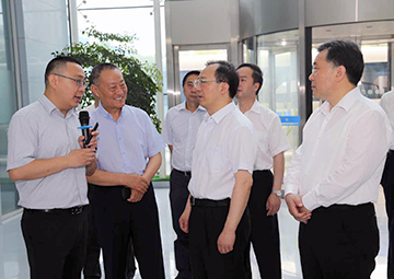 国务委员、国务院秘书长， 时任江苏省委书记吴政隆调研多宝电竞科技